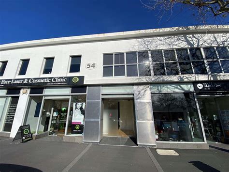 54 Ponsonby Road .